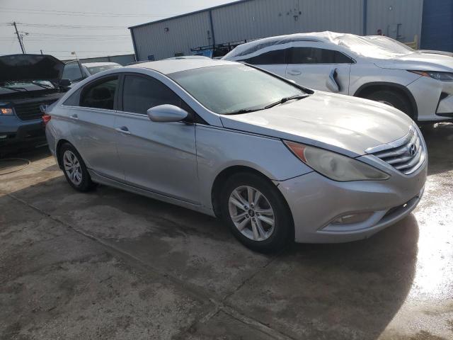 Photo 4 from auction – 2013 HYUNDAI SONATA GLS with VIN 5NPEB4AC2DH613682