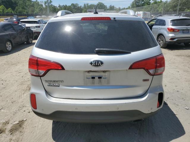 Photo 6 from auction – 2015 KIA SORENTO LX with VIN 5XYKT4A69FG631892