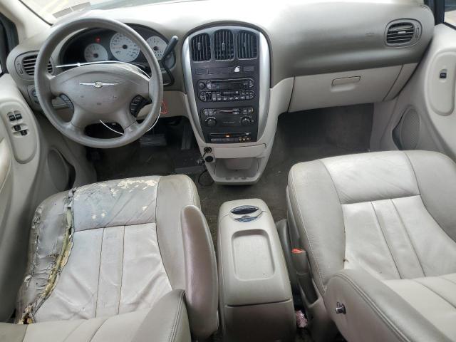 Photo 8 from auction – 2005 CHRYSLER TOWN & COU with VIN 1C4GP45R95B288203