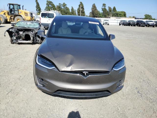 Photo 5 from auction – 2016 TESLA MODEL X with VIN 5YJXCDE20GF026004