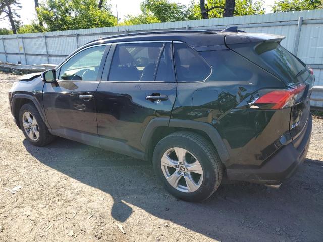 Photo 2 from auction – 2021 TOYOTA RAV4 XLE with VIN JTMP1RFV9MD077676