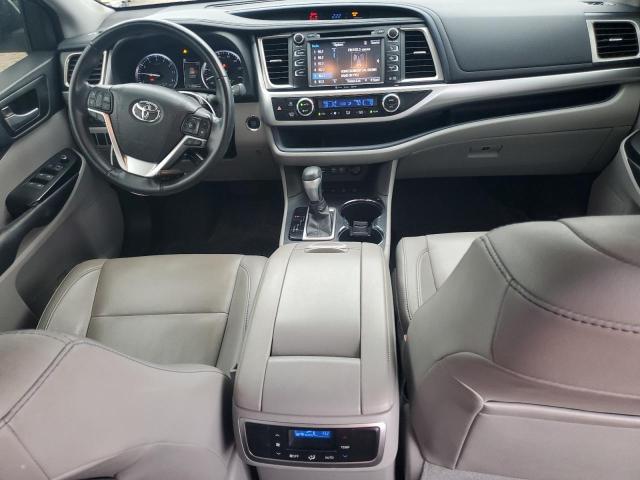 Photo 8 from auction – 2018 TOYOTA HIGHLANDER with VIN 5TDJZRFH4JS909045