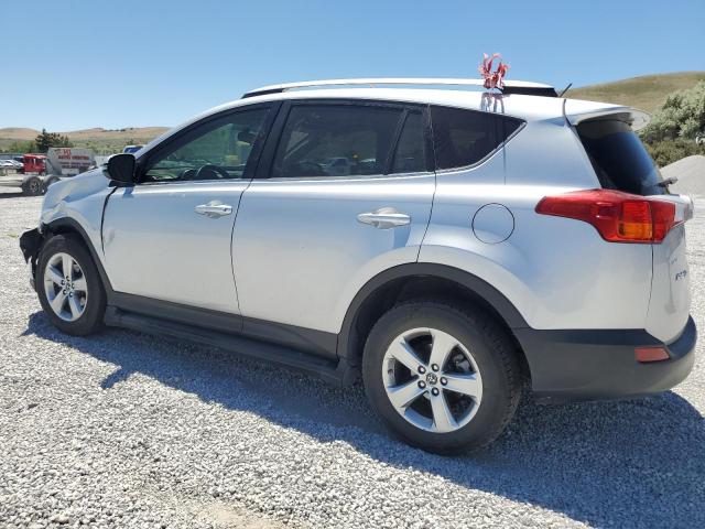 Photo 2 from auction – 2015 TOYOTA RAV4 XLE with VIN JTMRFREV7FJ031506