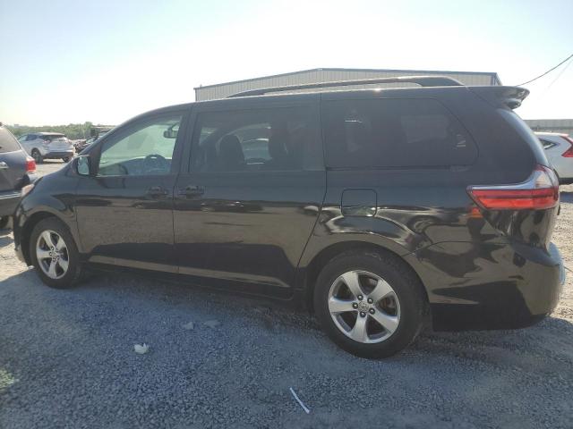 Photo 2 from auction – 2017 TOYOTA SIENNA LE with VIN 5TDKZ3DC6HS771334