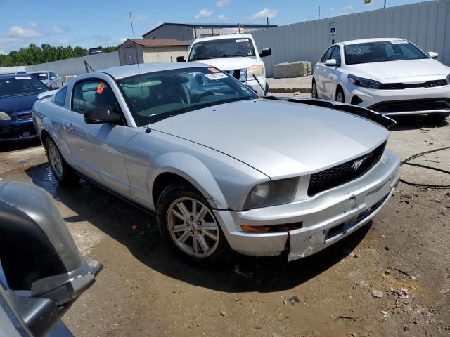 Photo 4 from auction – 2005 FORD MUSTANG with VIN 1ZVFT80N355190993