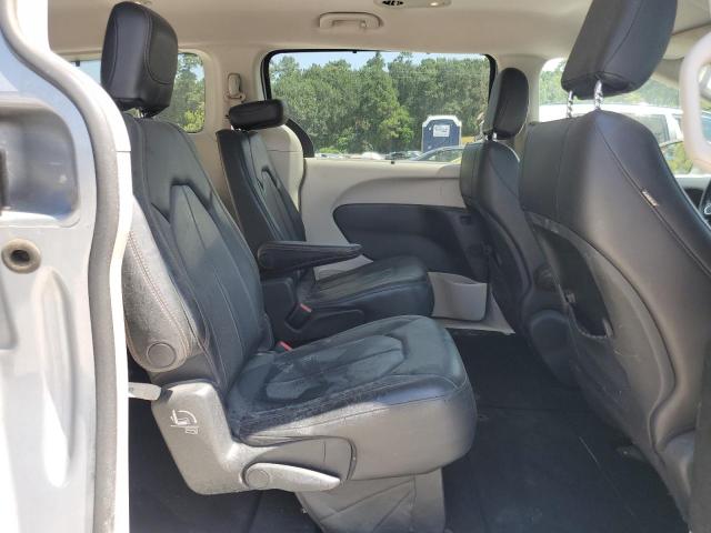 Photo 10 from auction – 2019 CHRYSLER PACIFICA T with VIN 2C4RC1BG8KR548173