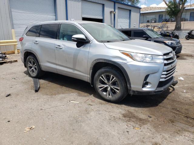 Photo 4 from auction – 2018 TOYOTA HIGHLANDER with VIN 5TDBZRFHXJS881899