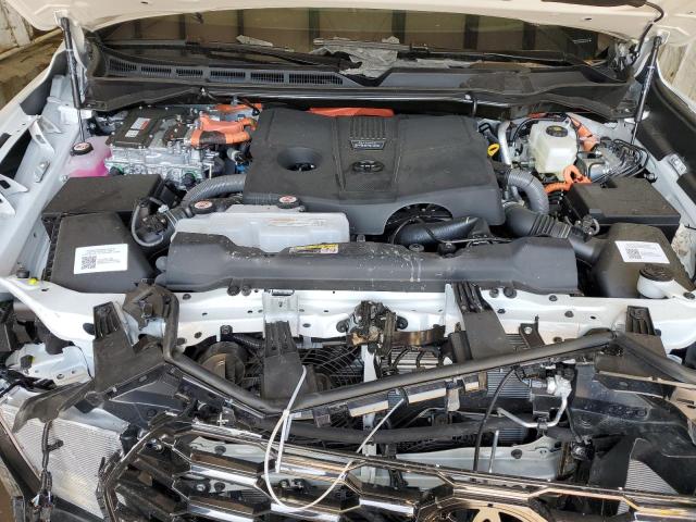 Photo 12 from auction – 2024 TOYOTA SEQUOIA SR with VIN 7SVAAABA1RX036626