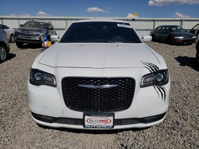 Photo 5 from auction – 2018 CHRYSLER 300 S with VIN 2C3CCABG0JH313930
