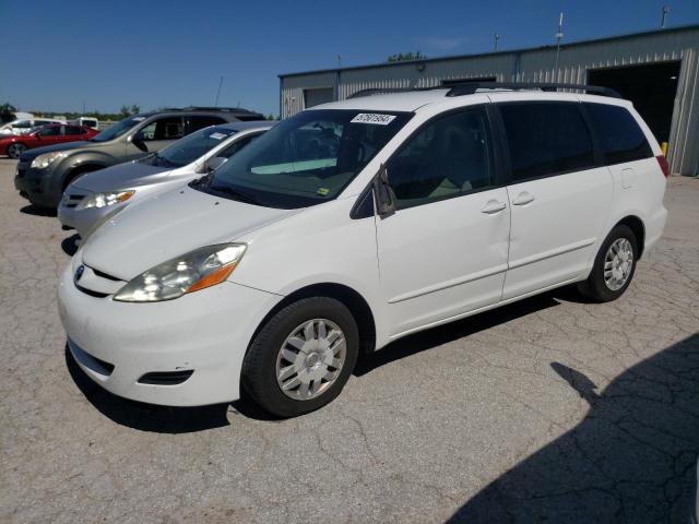 Photo 1 from auction – 2010 TOYOTA SIENNA CE with VIN 5TDKK4CC0AS320269