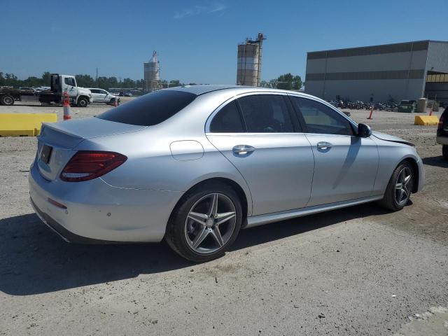 Photo 3 from auction – 2017 MERCEDES-BENZ E 300 with VIN WDDZF4JBXHA107677