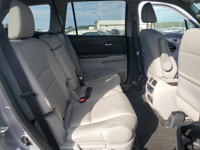 Photo 11 from auction – 2016 HONDA PILOT SE with VIN 5FNYF6H54GB093749