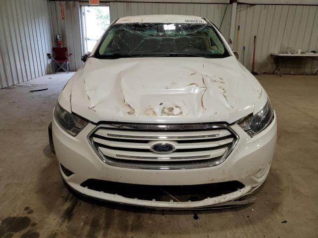 Photo 5 from auction – 2016 FORD TAURUS LIM with VIN 1FAHP2F83GG139716