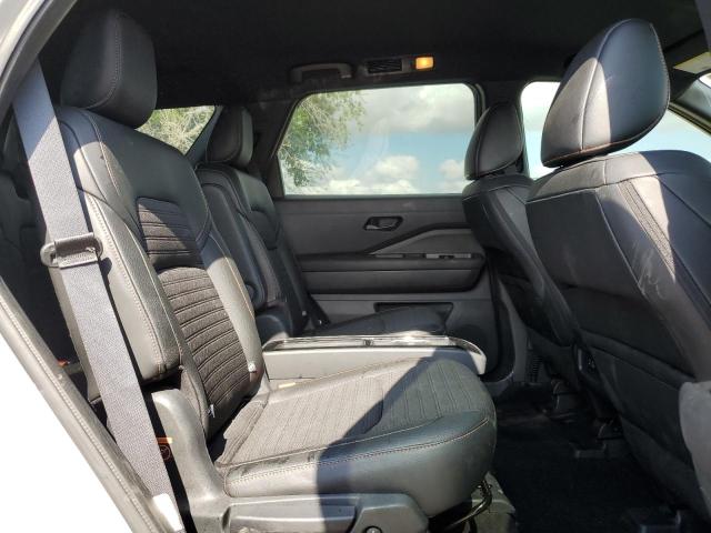 Photo 11 from auction – 2024 NISSAN PATHFINDER with VIN 5N1DR3BD4RC218555