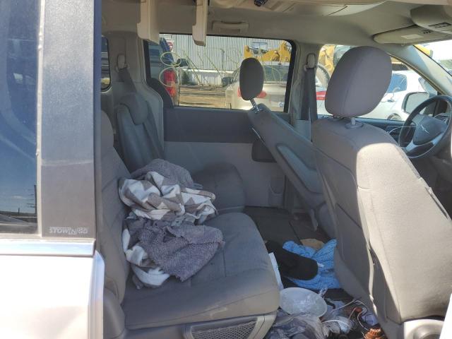 Photo 11 from auction – 2008 CHRYSLER TOWN & COU with VIN 2A8HR54P28R635485