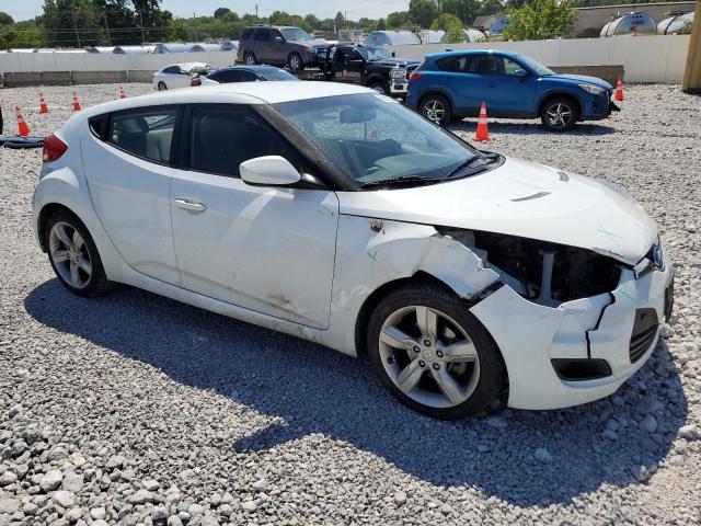 Photo 4 from auction – 2013 HYUNDAI VELOSTER with VIN KMHTC6AD8DU132894
