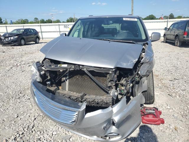 Photo 5 from auction – 2016 CHRYSLER TOWN & COU with VIN 2C4RC1BG6GR294650