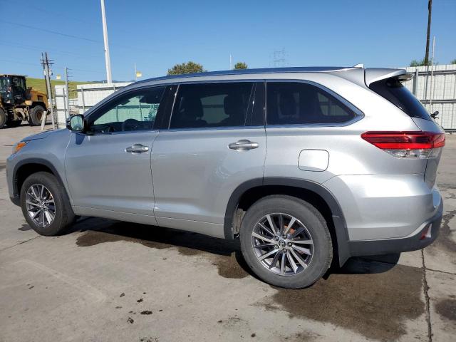 Photo 2 from auction – 2017 TOYOTA HIGHLANDER with VIN 5TDJZRFH5HS361678