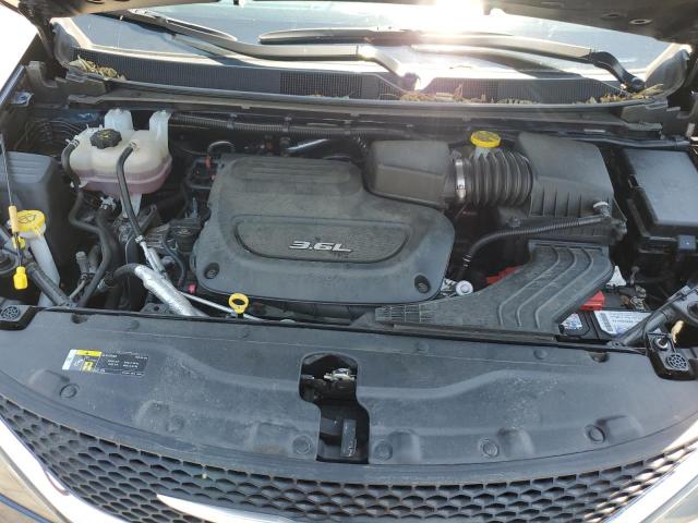 Photo 12 from auction – 2018 CHRYSLER PACIFICA L with VIN 2C4RC1CG5JR158936