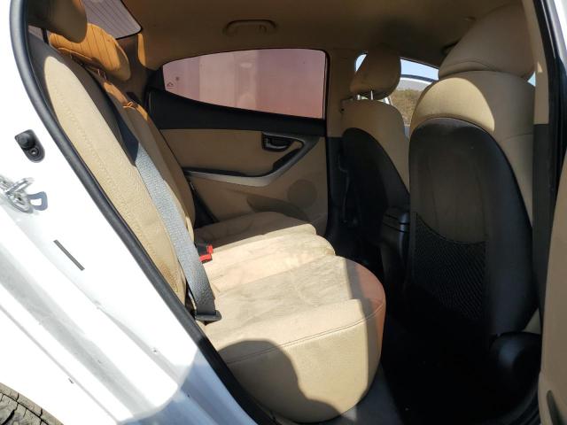 Photo 10 from auction – 2012 HYUNDAI ELANTRA GL with VIN 5NPDH4AE2CH139193