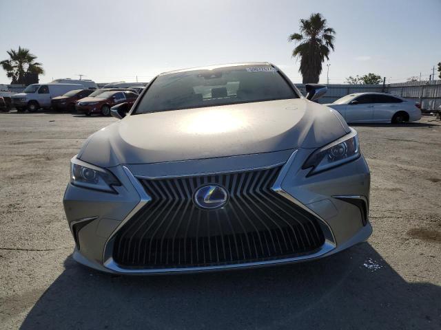 Photo 5 from auction – 2019 LEXUS ES 300H with VIN JTHB21B19K2011325