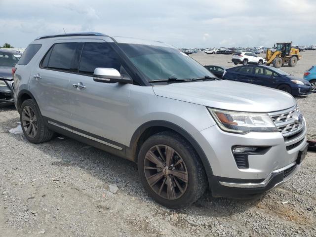 Photo 4 from auction – 2018 FORD EXPLORER L with VIN 1FM5K8F84JGA89331