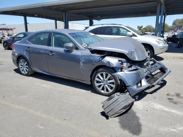 Photo 4 from auction – 2016 LEXUS IS 200T with VIN JTHBA1D24G5033893