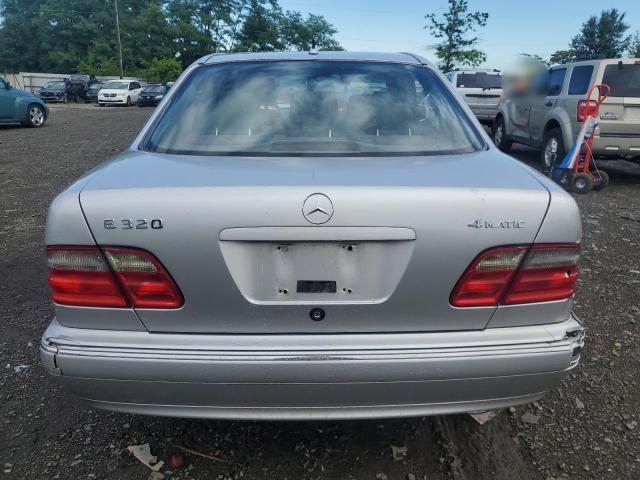 Photo 6 from auction – 2000 MERCEDES-BENZ E 320 4MAT with VIN WDBJF82J9YX039713