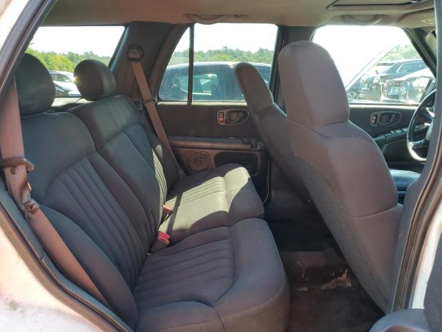 Photo 11 from auction – 2004 CHEVROLET BLAZER with VIN 1GNDT13X24K106765
