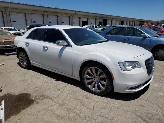 Photo 4 from auction – 2019 CHRYSLER 300 LIMITE with VIN 2C3CCAEG3KH698185