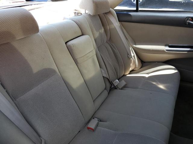 Photo 10 from auction – 2002 TOYOTA CAMRY LE with VIN 4T1BE32K12U565018