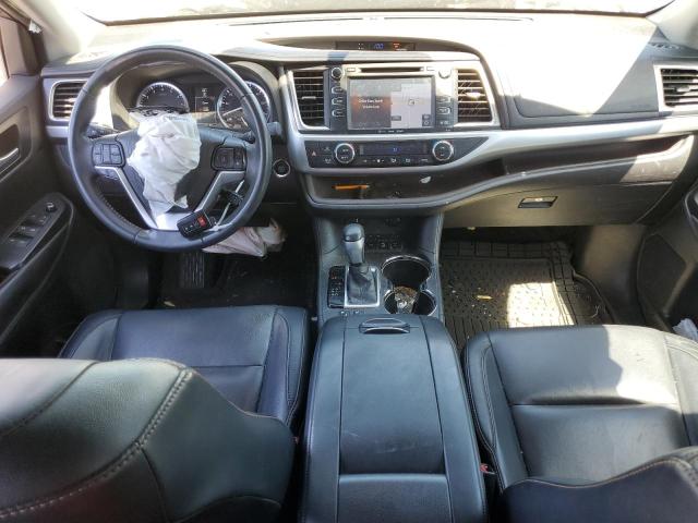 Photo 8 from auction – 2016 TOYOTA HIGHLANDER with VIN 5TDJKRFH0GS343821