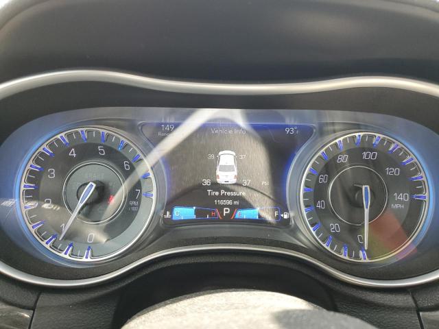 Photo 9 from auction – 2017 CHRYSLER 300 LIMITE with VIN 2C3CCAAG2HH646867