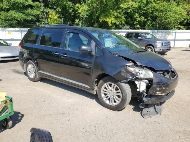 Photo 4 from auction – 2011 TOYOTA SIENNA XLE with VIN 5TDYK3DC7BS075085