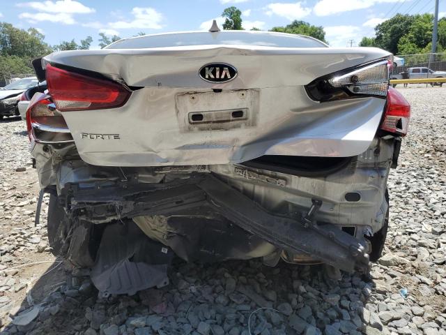 Photo 6 from auction – 2018 KIA FORTE LX with VIN 3KPFK4A72JE275322
