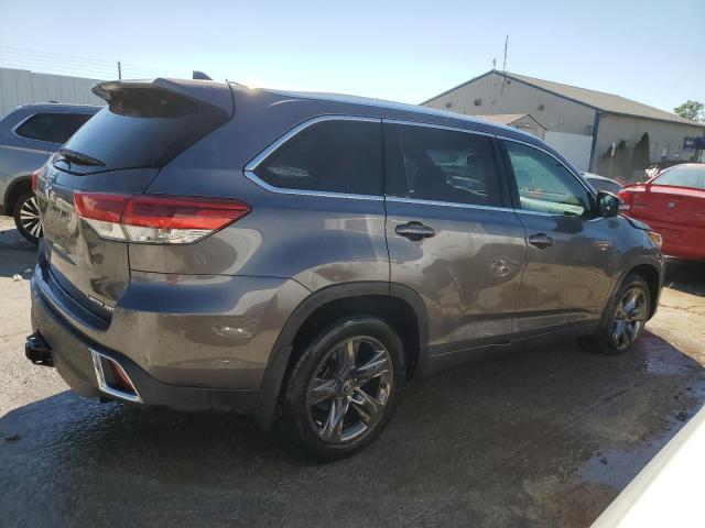 Photo 3 from auction – 2017 TOYOTA HIGHLANDER with VIN 5TDDZRFHXHS412492