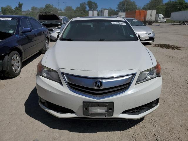 Photo 5 from auction – 2013 ACURA ILX 24 PRE with VIN 19VDE2E55DE000889
