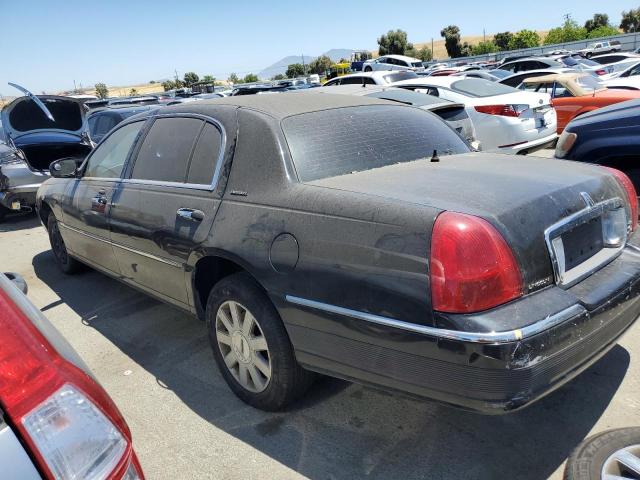 Photo 2 from auction – 2009 LINCOLN TOWN CAR E with VIN 2LNHM84V49X600333
