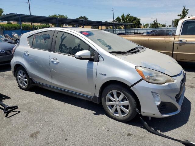 Photo 4 from auction – 2017 TOYOTA PRIUS C with VIN JTDKDTB32H1595445