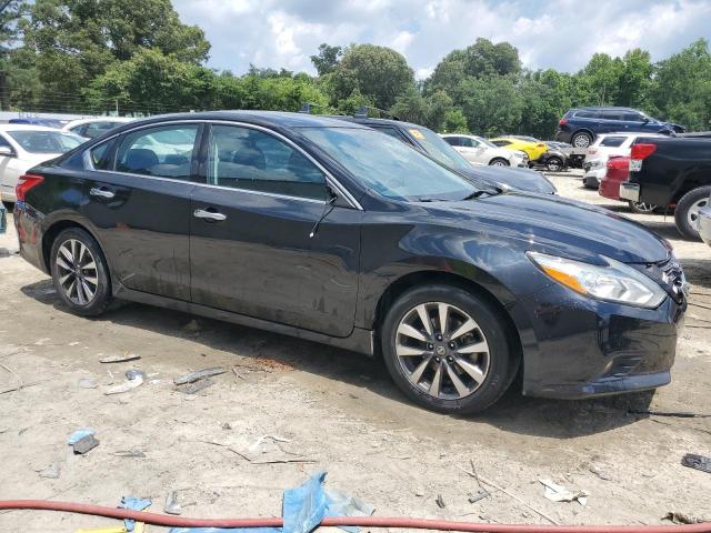 Photo 4 from auction – 2017 NISSAN ALTIMA 2.5 with VIN 1N4AL3AP4HC224591