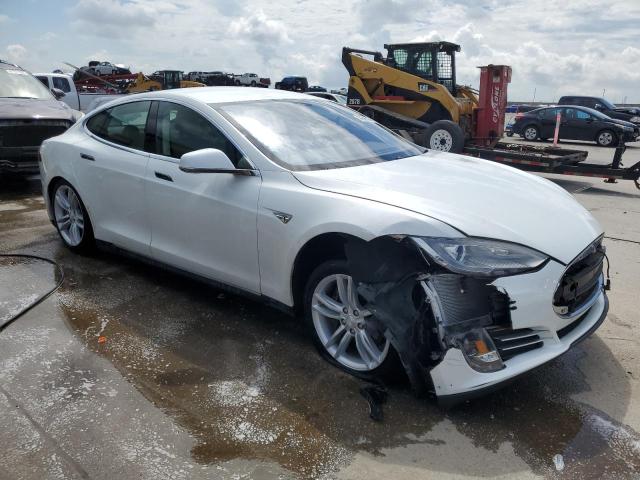Photo 4 from auction – 2014 TESLA MODEL S with VIN 5YJSA1H17EFP33423