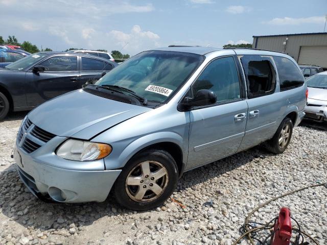 DODGE GRAND CARA 2005 with VIN 2D4GP44L55R557881 - Photo from auction