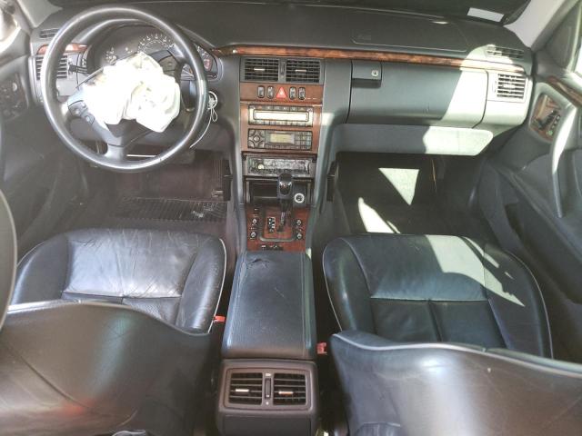 Photo 8 from auction – 2001 MERCEDES-BENZ E 320 4MAT with VIN WDBJF82J81X047632
