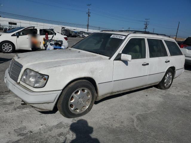 MERCEDES-BENZ E 320 1995 with VIN WDBEA92E3SF304552 - Photo from auction