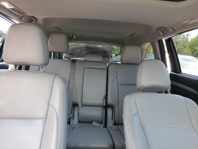 Photo 10 from auction – 2018 TOYOTA HIGHLANDER with VIN 5TDKZRFH8JS286078