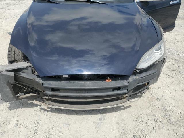 Photo 11 from auction – 2013 TESLA MODEL S with VIN 5YJSA1DP3DFP07670