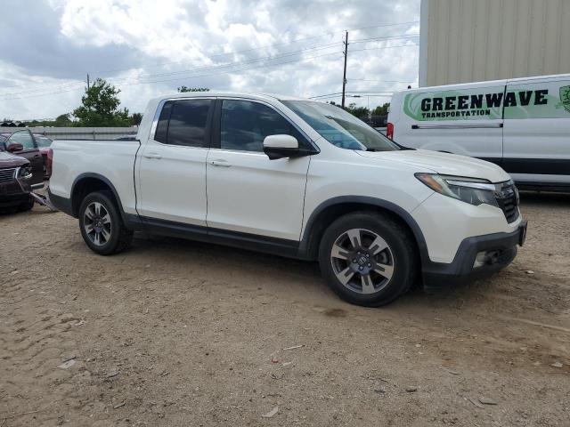 Photo 4 from auction – 2017 HONDA RIDGELINE with VIN 5FPYK2F64HB005713