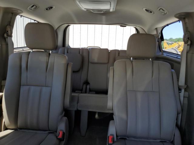 Photo 10 from auction – 2016 CHRYSLER TOWN & COU with VIN 2C4RC1BG3GR149727