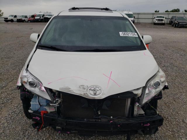 Photo 5 from auction – 2017 TOYOTA SIENNA XLE with VIN 5TDYZ3DC6HS861996