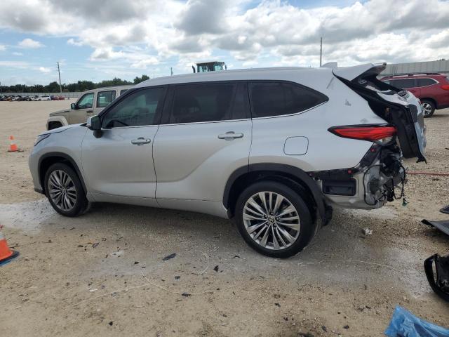 Photo 2 from auction – 2020 TOYOTA HIGHLANDER with VIN 5TDFZRAH2LS026173